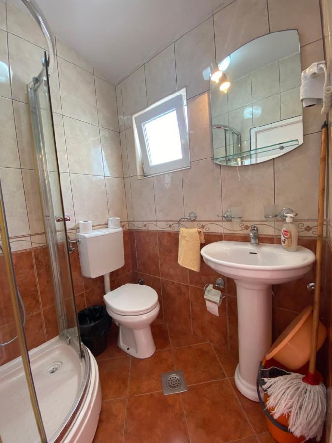 סוטומורה Apartmani Luksic מראה חיצוני תמונה