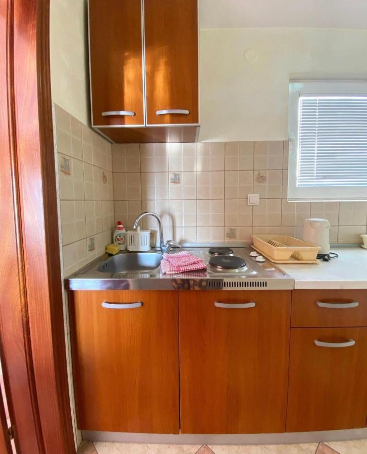 סוטומורה Apartmani Luksic מראה חיצוני תמונה