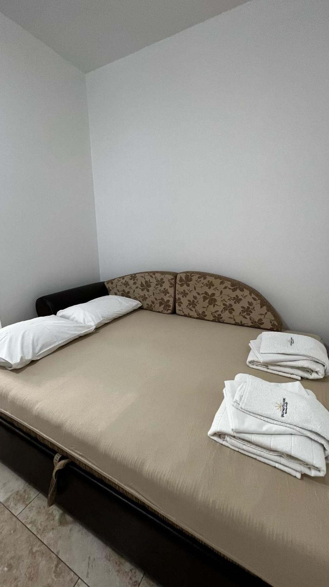 סוטומורה Apartmani Luksic מראה חיצוני תמונה