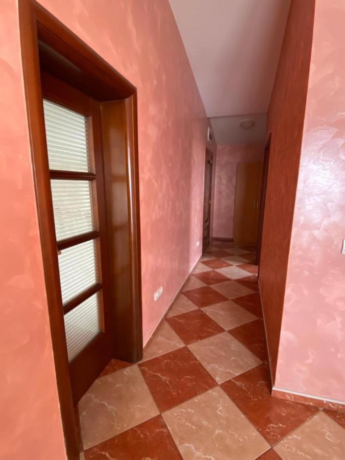 סוטומורה Apartmani Luksic מראה חיצוני תמונה