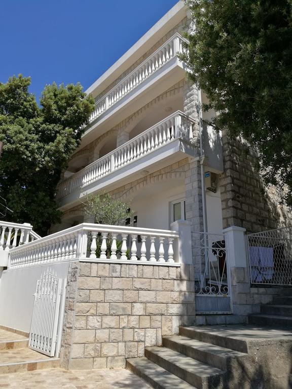 סוטומורה Apartmani Luksic מראה חיצוני תמונה
